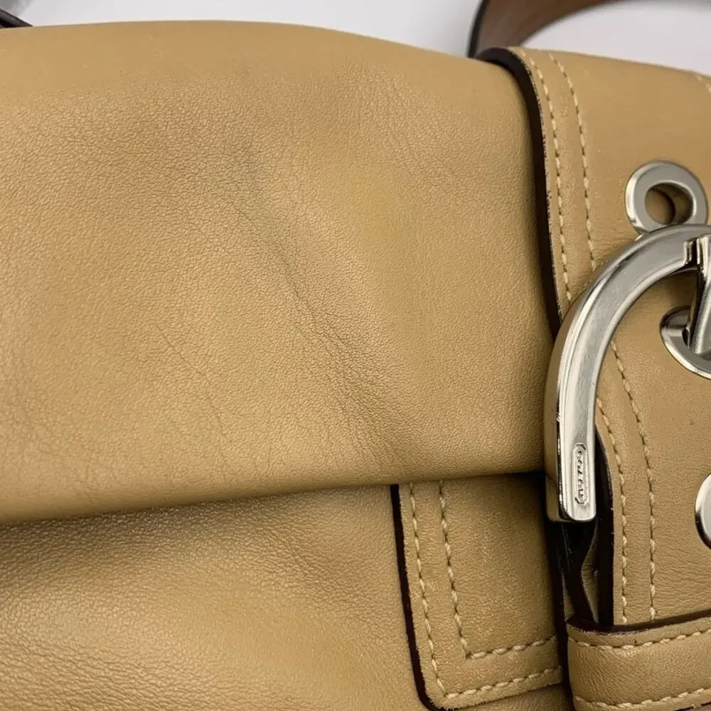 Vintage COACH Y2k Soho Saddle Tan Flap Shoulder Bag